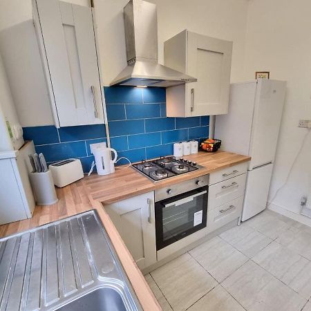 Charming Accommodation Steps From Downtown Liverpool Eksteriør billede